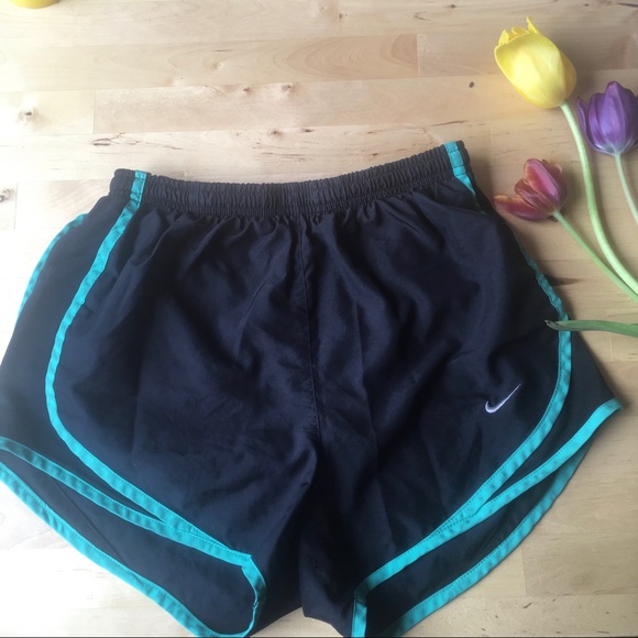 Nike Dri Fit Shorts - Picture 5 of 5